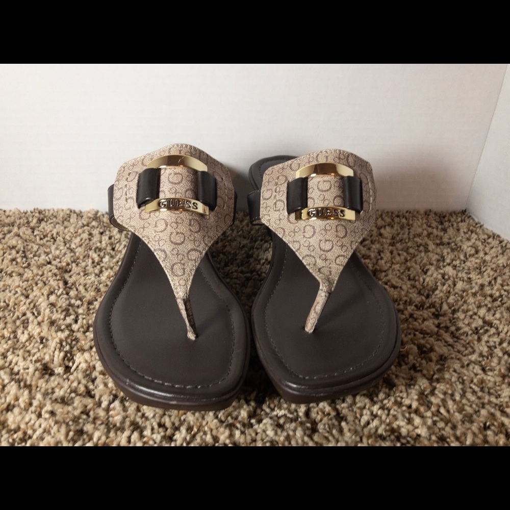 Guess wedge sandals